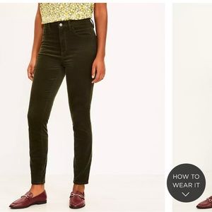 LOFT corduroy in dark green size 25/0